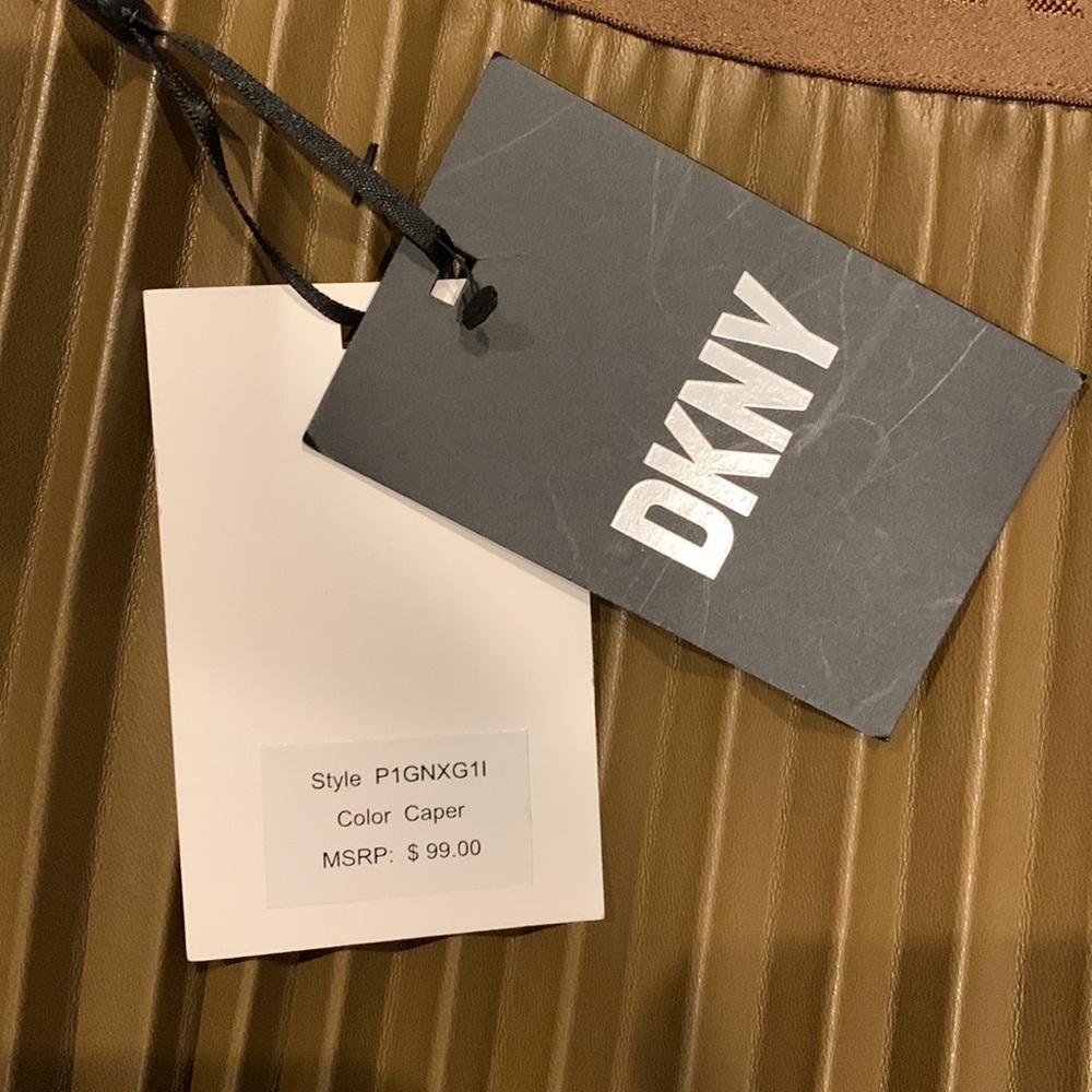TT: DKNY Faux Leather Caper Pleated Skirt - Picture 11 of 13